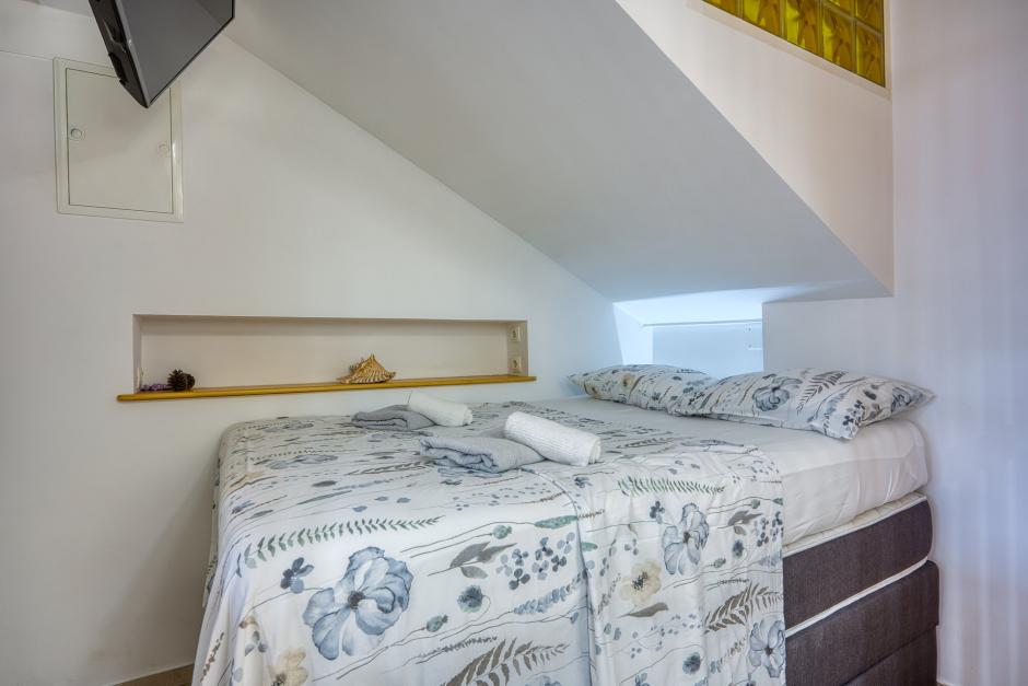 Apartment Iris 1, charming apartment near the center, Mali Lošinj