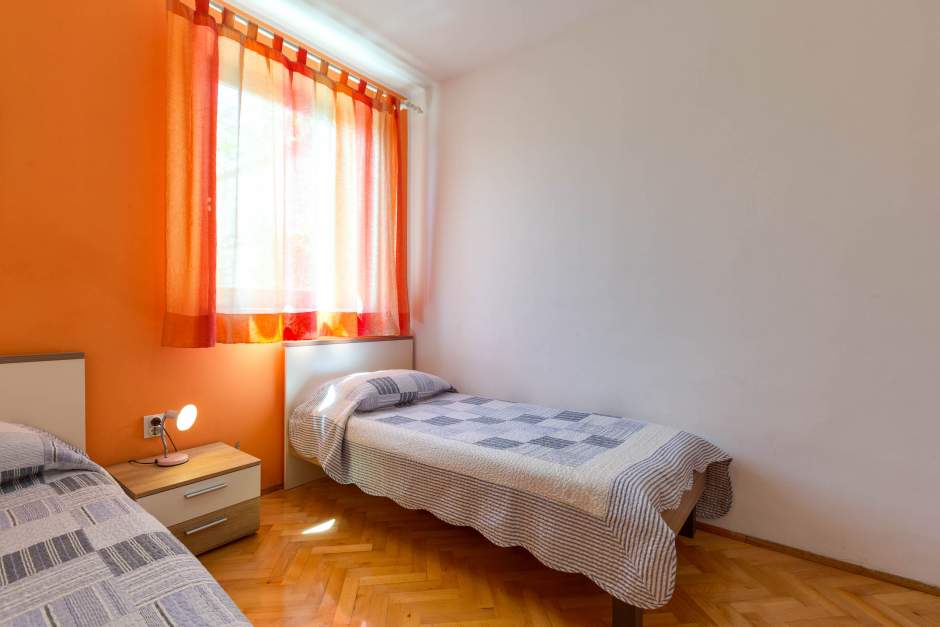 Apartment Lara 2  with terrace for relaxation in Mali Lošinj