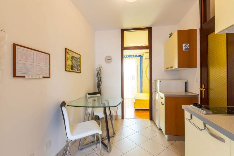 Apartment Lara 3 romantic vacation in Mali Lošinj