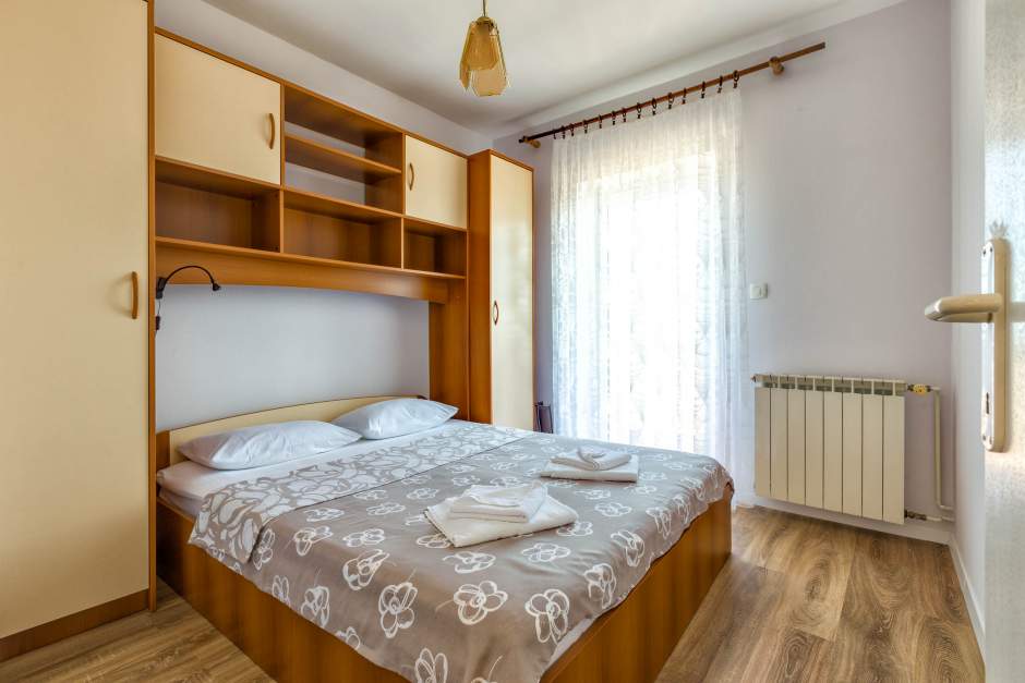 Apartment Adria 1 - Sea view, near the beach, for 3 people, Mali Losinj – 2