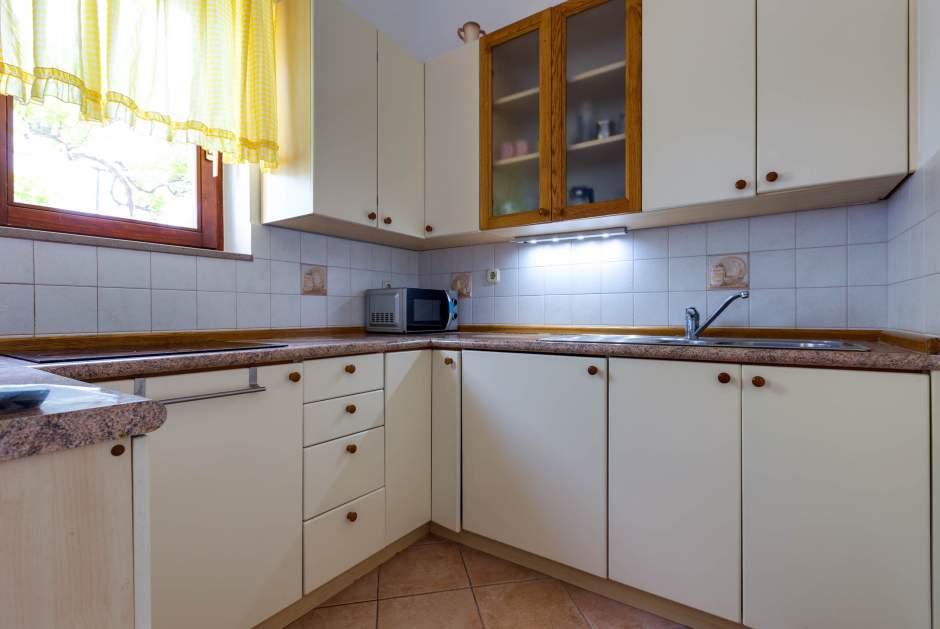 Apartment Lara 4, a carefree vacation for two in Mali Lošinj