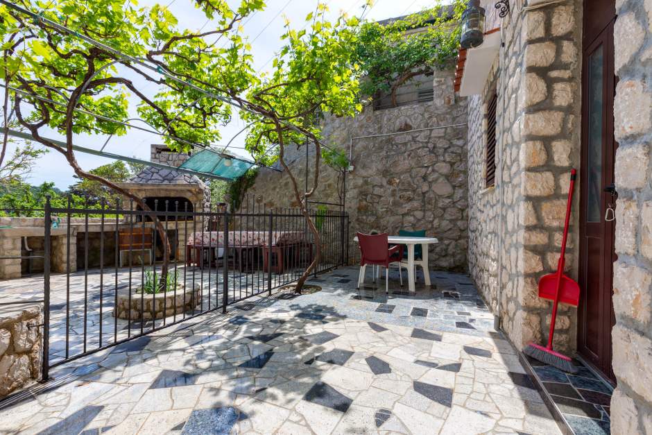 Apartment Lara 4, a carefree vacation for two in Mali Lošinj