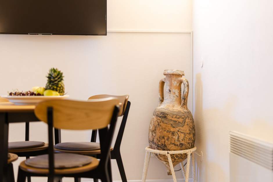 Apartment Lejla 1 Mali Lošinj, two bedroom apartment for 4 persons with romantic terrace and sea vie