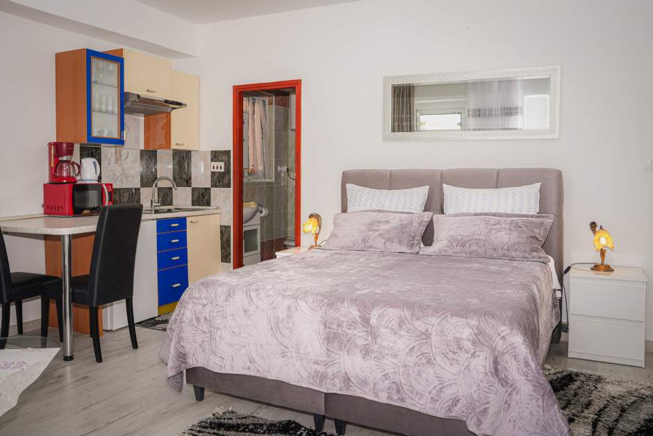 Ferienwohnungen Lisa 1 -  ein elegantes Apartment mit Blick auf den Hafen, Mali Losinj, Kroatien.