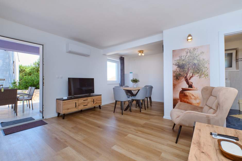 Apartma Luana 3 udobna namestitev za družine, Mali Lošinj