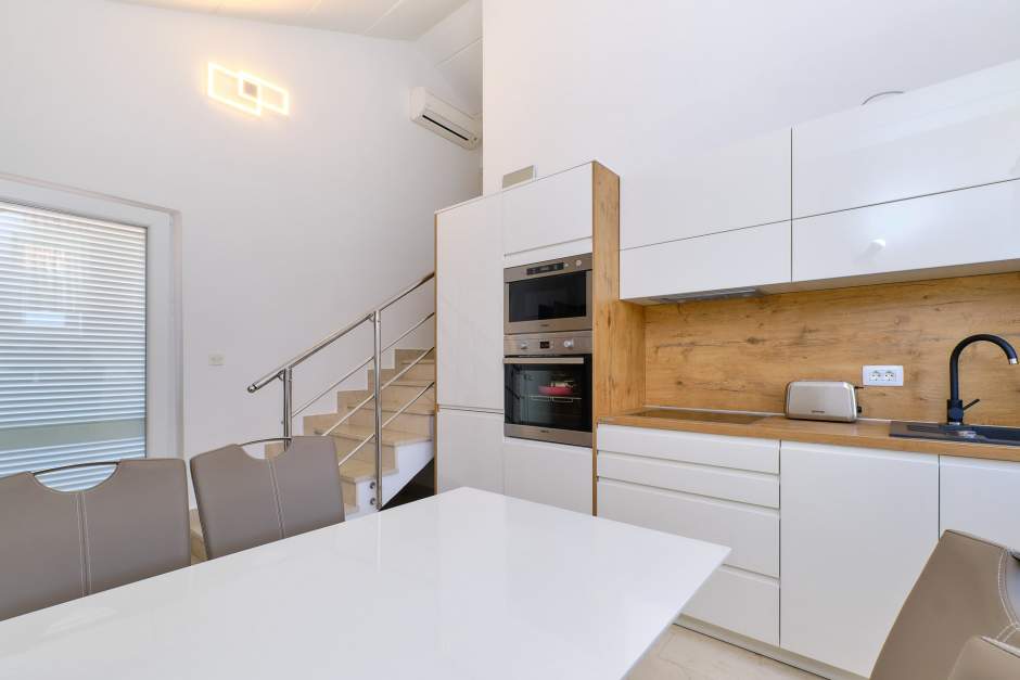 Apartment Milica 2 comfortable accommodation near the sea, Mali Lošinj
