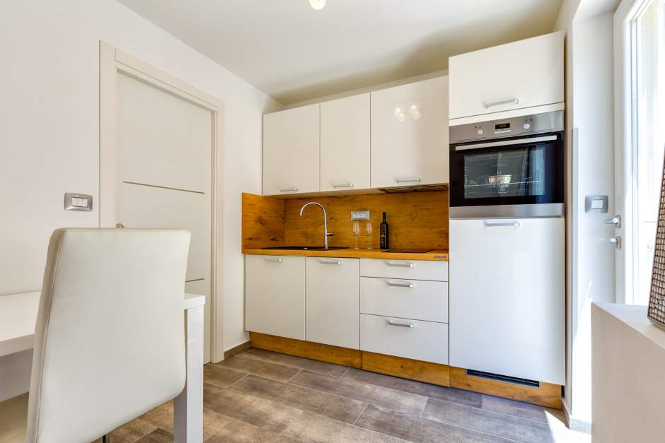 Apartment Milica 4 romantic vacation in Mali Lošinj