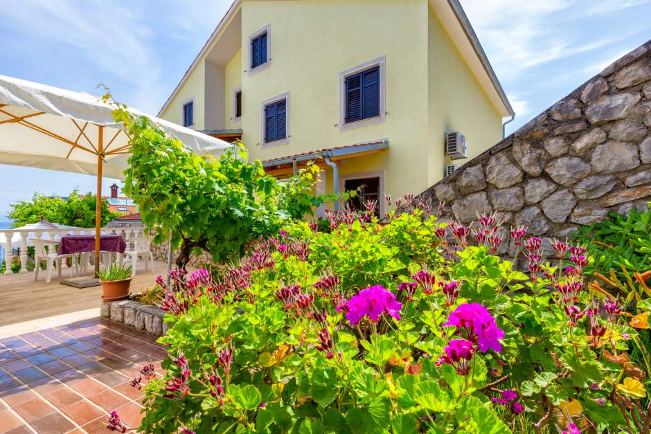 Apartment Milica 4 romantic vacation in Mali Lošinj