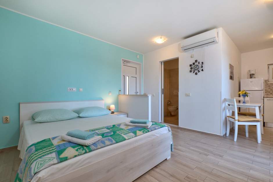 Apartma Sandra 2 balkon s pogledom na morje, Mali Lošinj