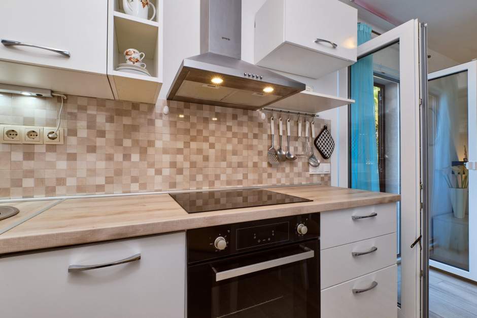 Apartma Sandra 2 balkon s pogledom na morje, Mali Lošinj
