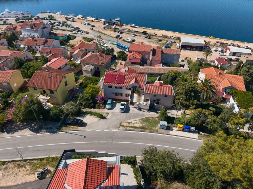 Apartma Sandra 2 balkon s pogledom na morje, Mali Lošinj