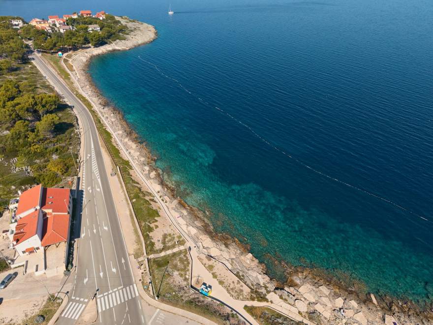 Apartma Sandra 2 balkon s pogledom na morje, Mali Lošinj