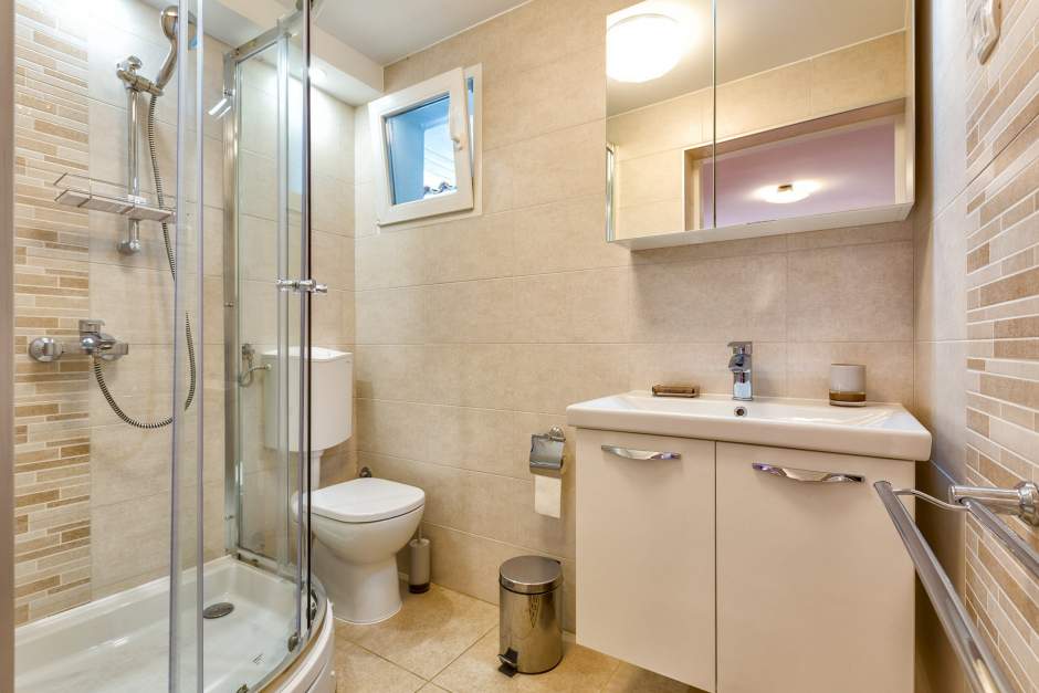 Apartment Sofija 2 peaceful vacation near the sea in Artatore, Lošinj – 10