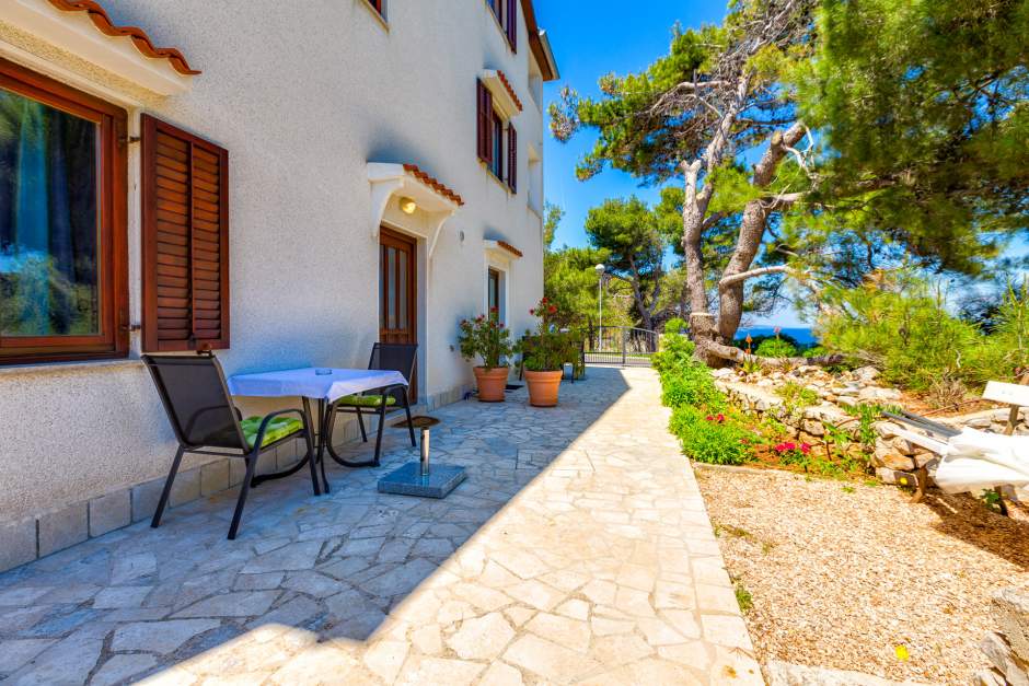 Studio Kristina 2 – Pogled na more, blizu centra Lošinja – 13