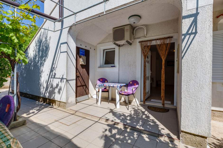Apartment Anica 2 for 4 people, 260 m to the sea, Mali Lošinj