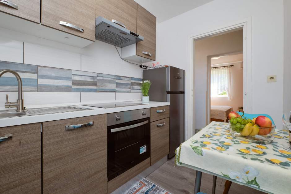 Apartment Diana 1 functional accommodation near the city center Mali Lošinj