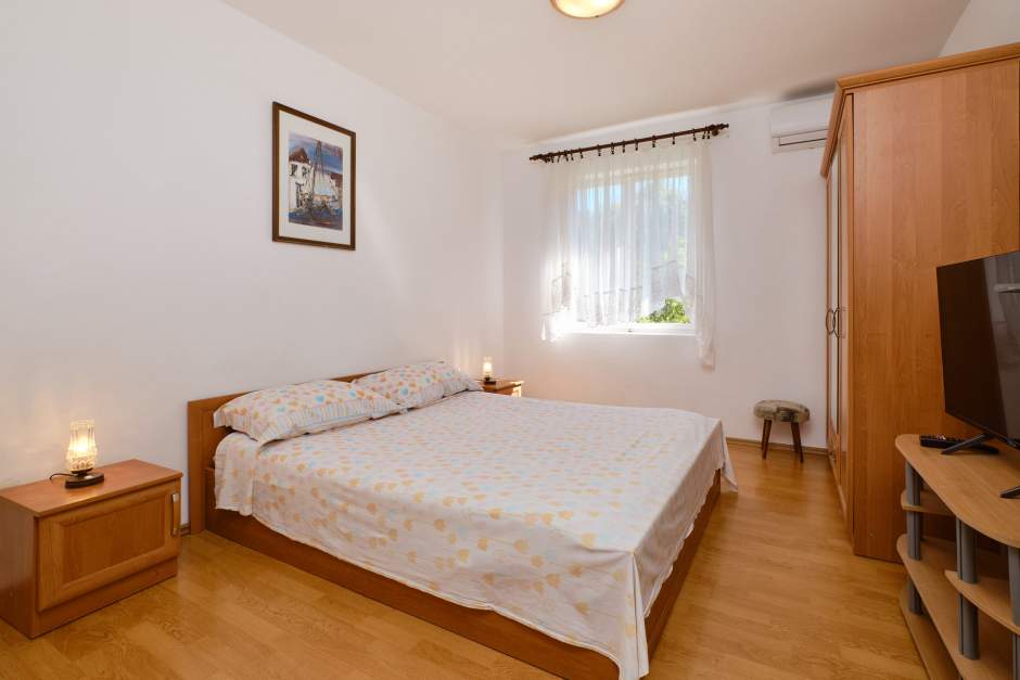 Apartment Diana 1 functional accommodation near the city center Mali Lošinj