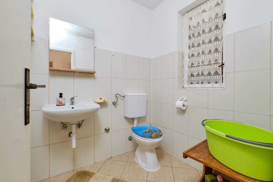 Apartment Diana 2 family accommodation near the city center Mali Lošinj