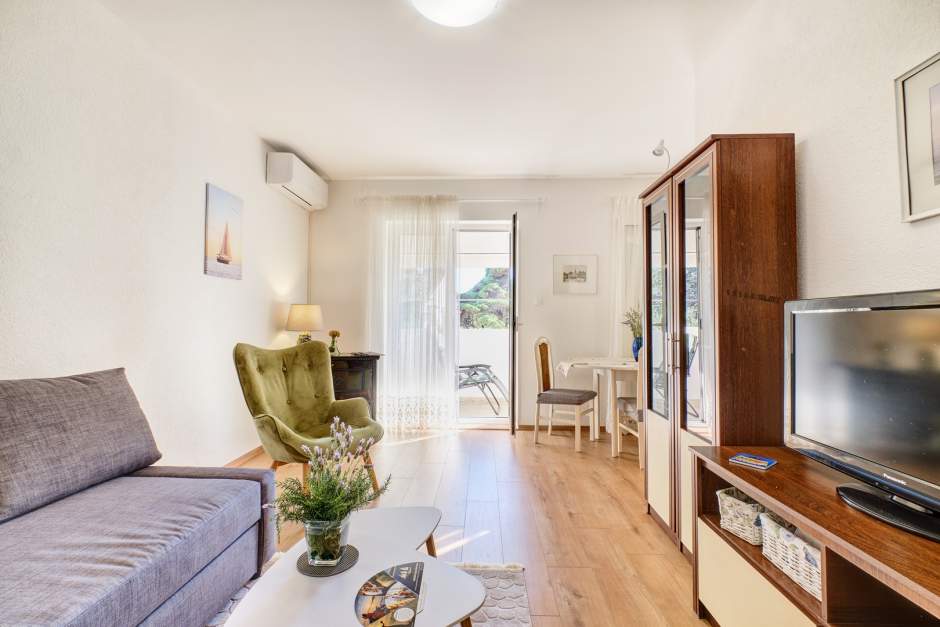 Apartment Blanka 1 vacation in a quiet location for 3 people Mali Lošinj – 5