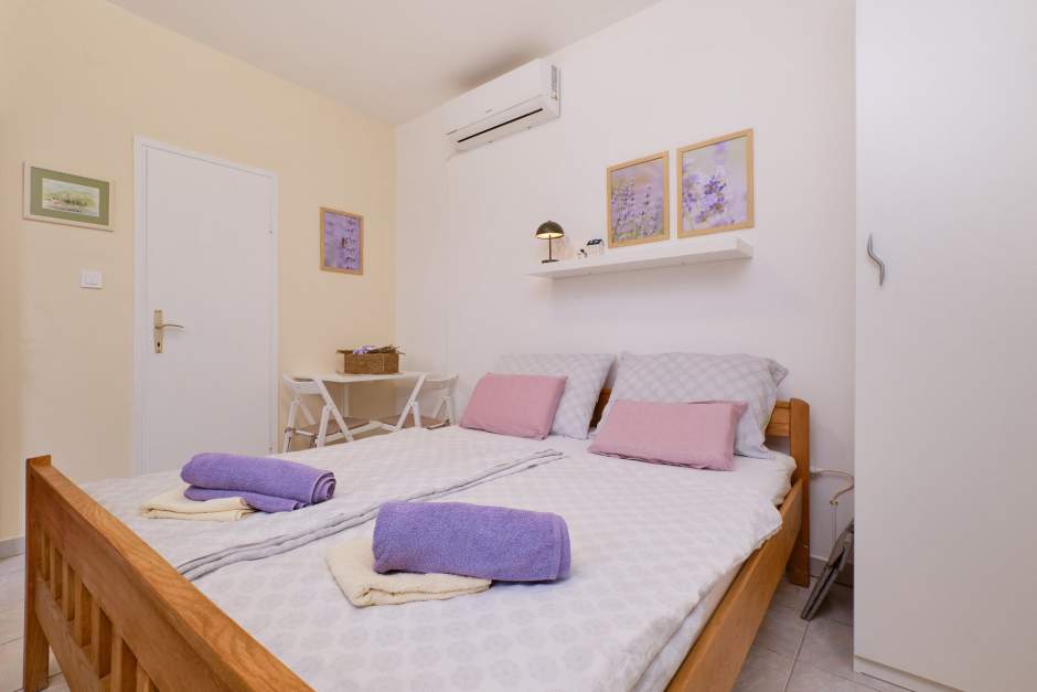  Apartment Jadranka Mali Lošinj with terrace, ideal for two