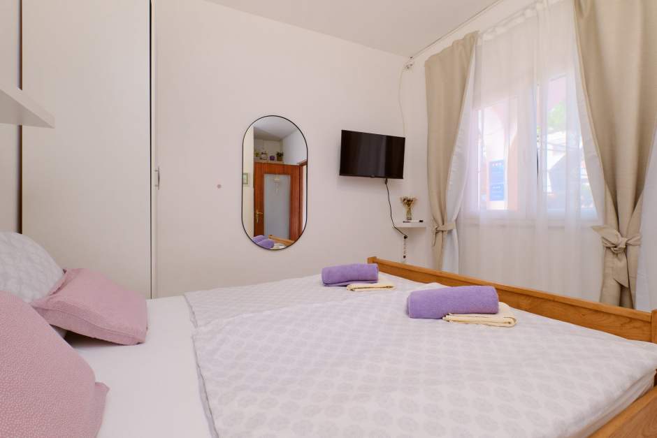 Apartment Jadranka Mali Lošinj with terrace, ideal for two
