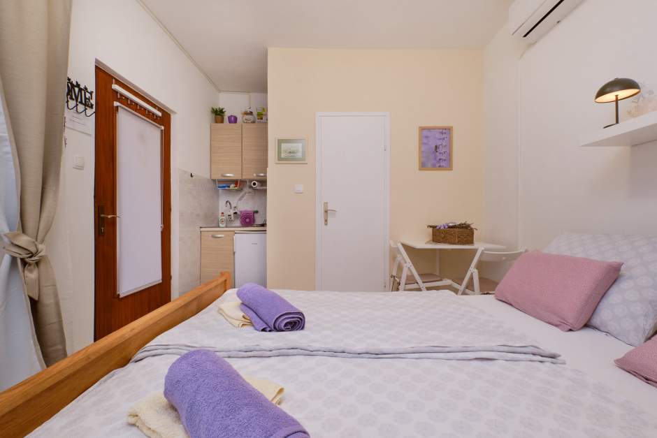  Apartment Jadranka Mali Lošinj with terrace, ideal for two