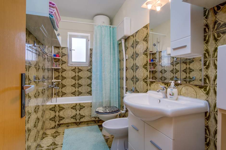 Apartman Saša s terasom – Mali Lošinj (4-6 osoba)