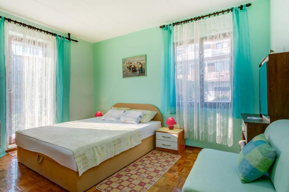Apartman Saša s terasom – Mali Lošinj (4-6 osoba)