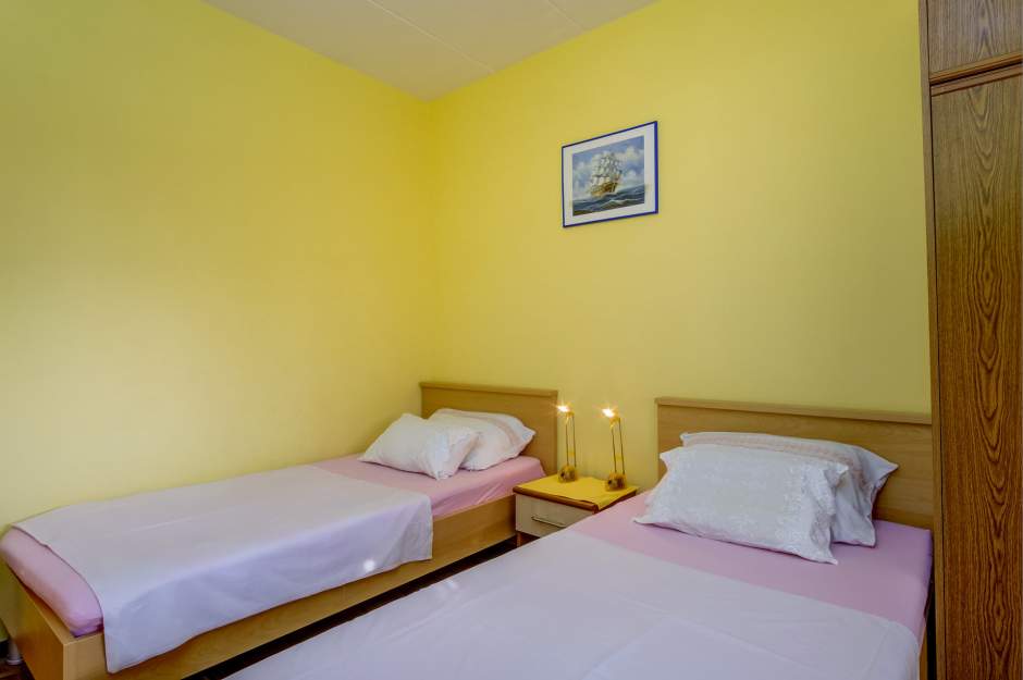 Apartman Saša s terasom – Mali Lošinj (4-6 osoba)
