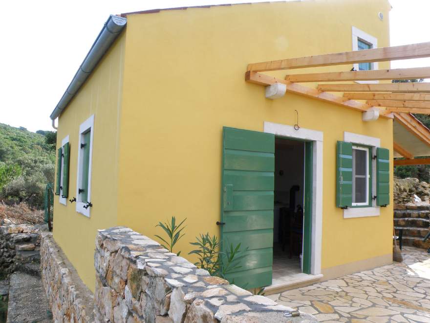 Studenčić Robinson House | Perfect Nature Retreat for 4 People