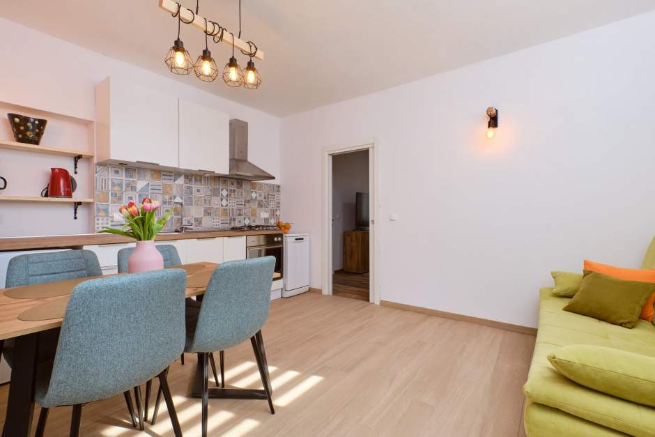 Apartment Deja 1 - Ideal for 3 people, near Čikat - Mali Lošinj, Croatia