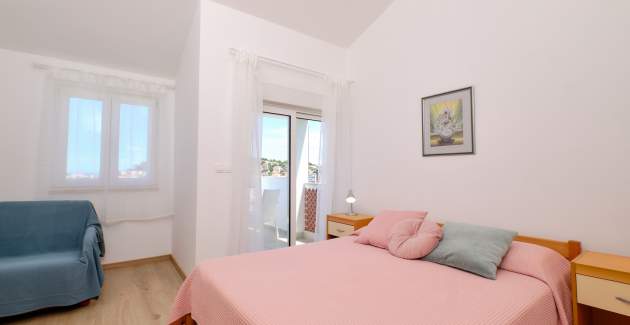 Apartment Gemma 1 with sea view for 2-3 people Mali Lošinj