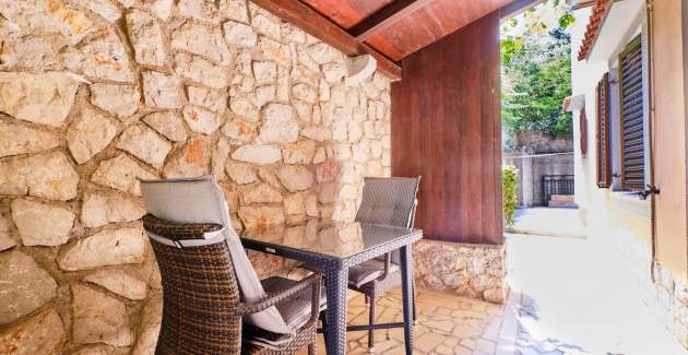 Apartment Ady 2 for 2 people near the beach, Mali Lošinj