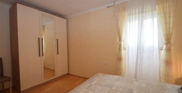 Ferienwohnung Hrasta 1, Moderne Unterkunft im ruhigen Dorf Hrasta, Cres