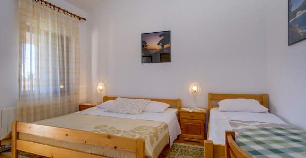 Apartment Abba 1 comfortable vacation near the beach for 2-3 people, Mali Lošinj