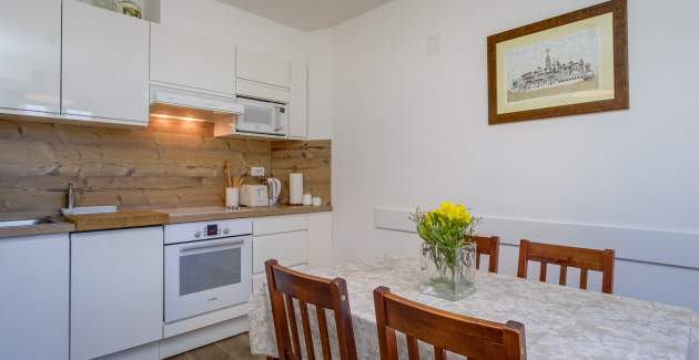 Apartment Jelena 1 modern accommodation for 4 people, Veli Lošinj