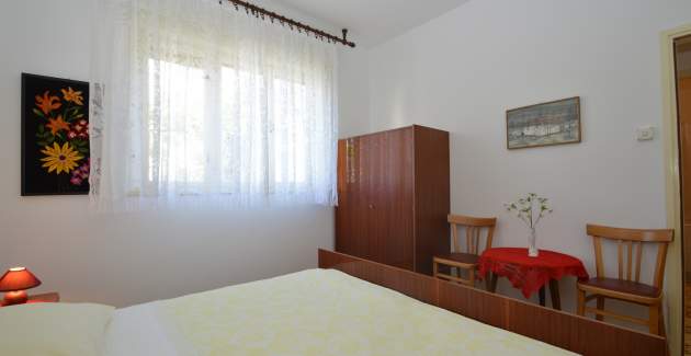 Apartment Kadin, near the center and the sea for 2 people, Mali Lošinj