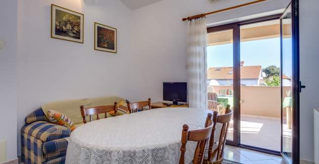 Apartment Abba 2 for 4 people in Zagazinjina, Mali Lošinj