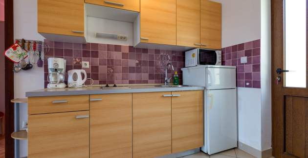 Apartment Lara 1 perfect holiday by the sea in Mali Lošinj