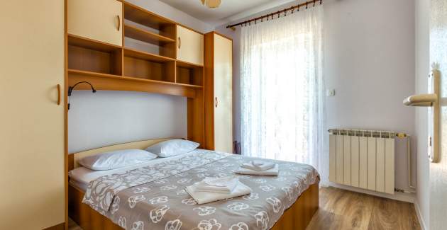 Apartment Adria 1 - Sea view, near the beach, for 3 people, Mali Losinj