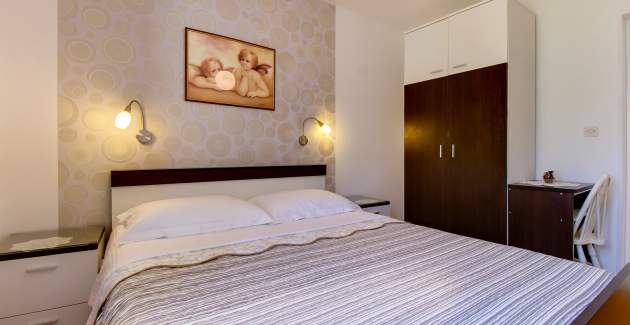 Apartman Lily 2 Idealan apartman za obitelj, blizu mora i centra Malog Lošinja