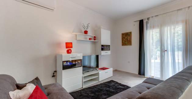 Apartman Meri 1, komforan smještaj u blizini uvale Rovenska  - Veli Lošinj