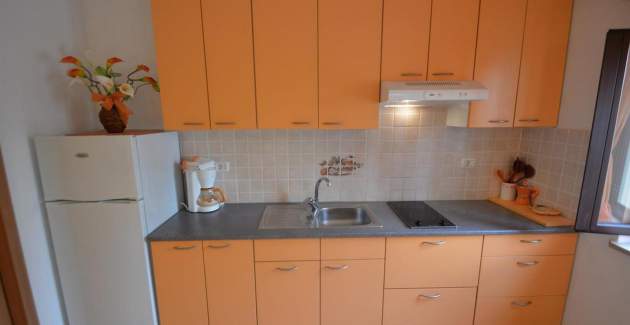 Apartment Neda 2 - simple and relaxing vacation for 2 people Mali Losinj