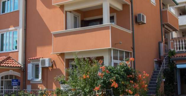 Apartment Orangina 4, peaceful vacation 100m from the sea, Mali Lošinj