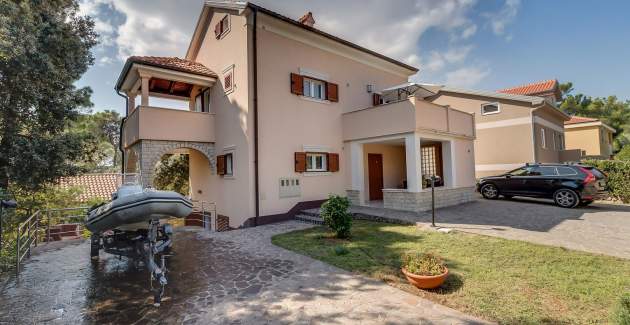 Apartment Pineta 3 apartment for 5 people, near the sea in Artatore