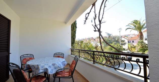 Apartman Rahela 1, za 4 osobe blizu plaže Bojčić, Mali Lošinj