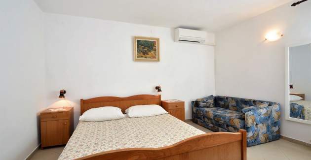 Apartment Rahela 3, for two people near the Boycic Beach, Mali Losinj