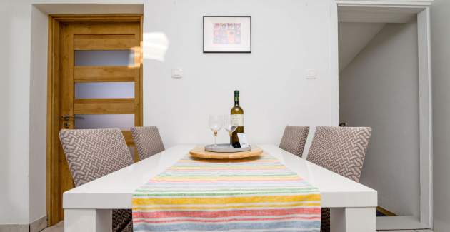 Apartment Ruža 2, Spacious apartment with sea view, Mali Losinj