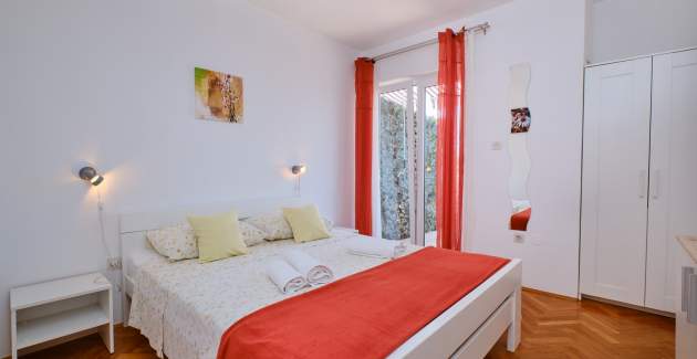 Apartment Ružica 1, accommodation for 4 people, near the sea, Mali Lošinj