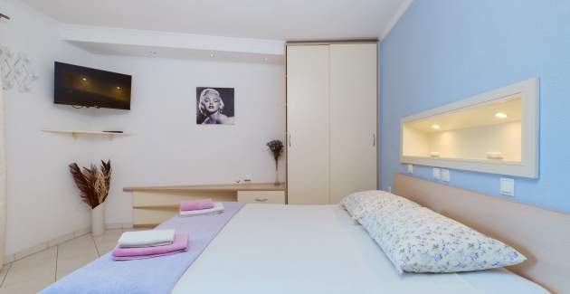 Apartment Sandra 1 near Kadin beach, for two people, Mali Lošinj